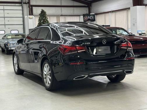 2020 Mercedes-Benz A-Class A 220 4dr Sedan