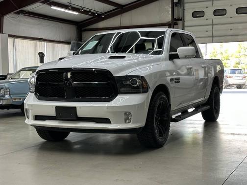 2017 RAM 1500 Sport