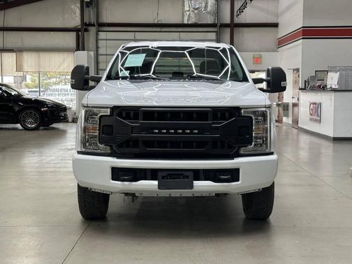 2019 Ford F-250 4X4 4dr Crew Cab 159.8 176.0 in. WB