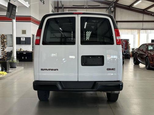 2023 GMC Savana 2500 Work Van