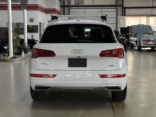 2019 Audi Q5 45 Premium