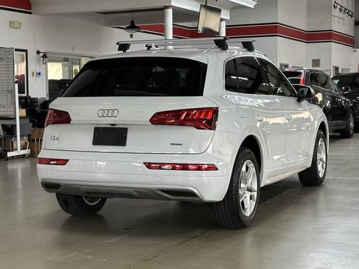 2019 Audi Q5 45 Premium