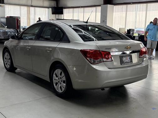 GOLD 2014 Chevrolet Cruze LS
