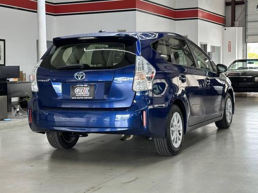 2012 Toyota Prius v Two
