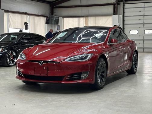 2020 Tesla Model S 