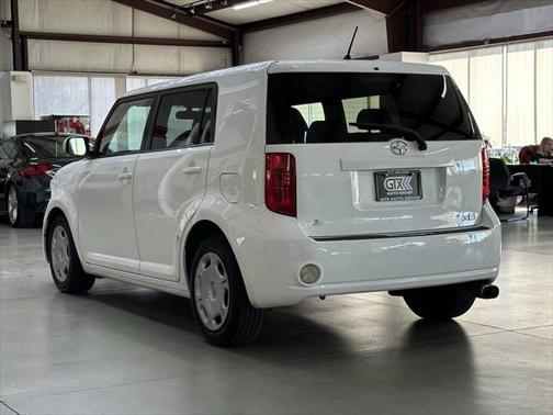 2009 Scion xB Base