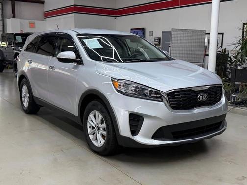Sparkling Silver 2020 Kia Sorento L