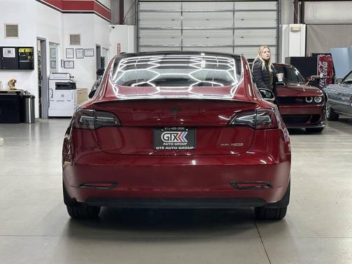 2018 Tesla Model 3 Performance