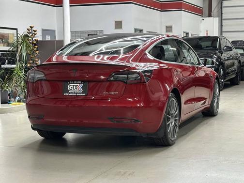 2018 Tesla Model 3 Performance