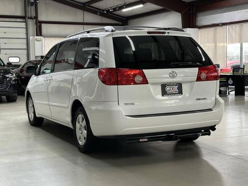2008 Toyota Sienna LE