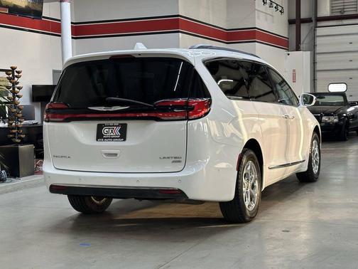 2022 Chrysler Pacifica Limited