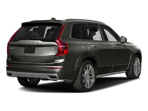 Savile Gray Metallic 2016 Volvo XC90 T6 Momentum