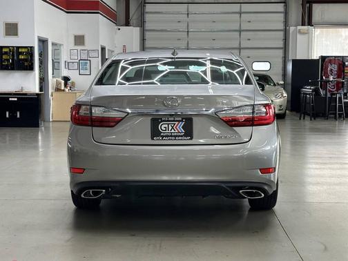 2016 Lexus ES 350 Base