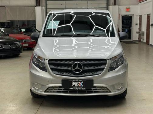2018 Mercedes-Benz Metris Base