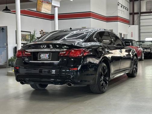 2016 INFINITI Q70L 3.7X