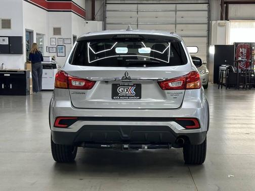 2019 Mitsubishi Outlander Sport SE
