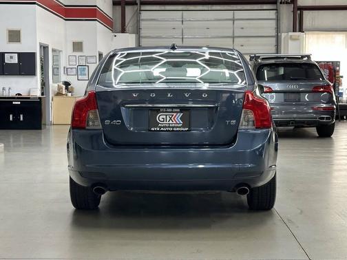 2011 Volvo S40 T5
