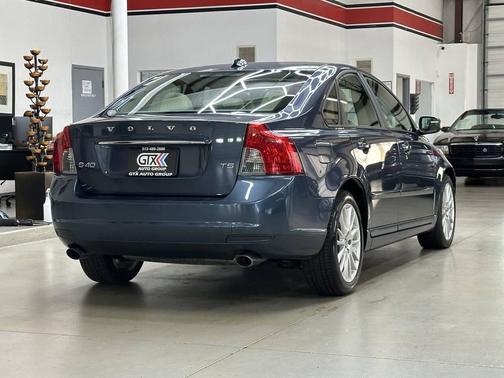 2011 Volvo S40 T5