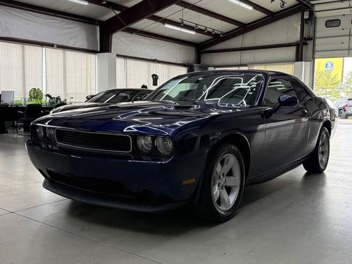 Jazz Blue Pearlcoat 2014 Dodge Challenger SXT
