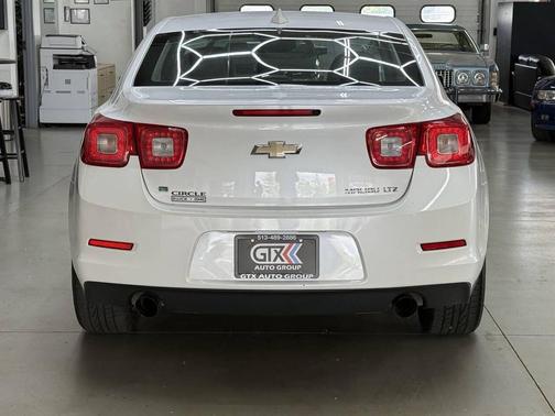 Iridescent Pearl Tricoat 2015 Chevrolet Malibu 1LZ
