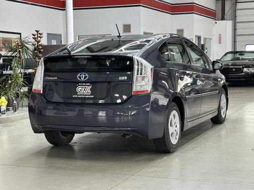 2010 Toyota Prius One