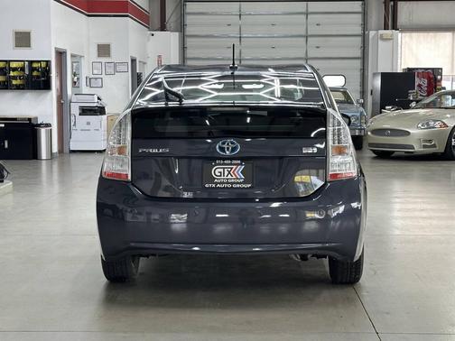 2010 Toyota Prius One