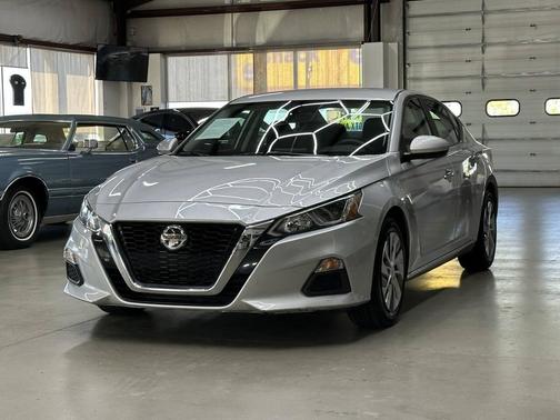 2020 Nissan Altima S FWD