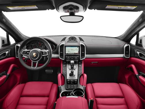 2016 Porsche Cayenne GTS