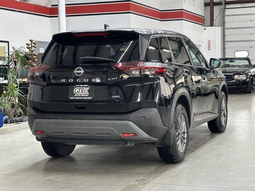 2022 Nissan Rogue S