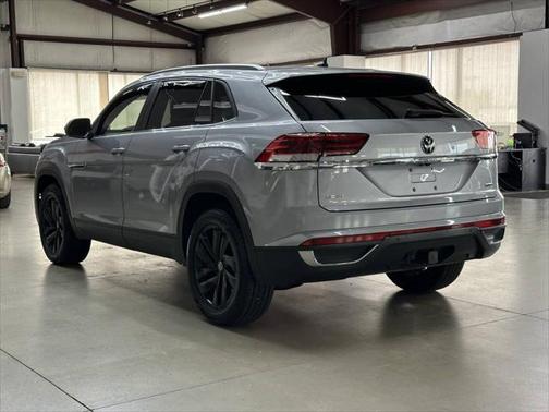 2022 Volkswagen Atlas Cross Sport 3.6L V6 SE w/Technology