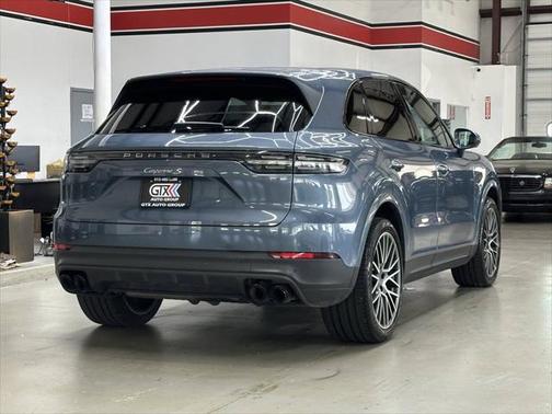 2019 Porsche Cayenne S
