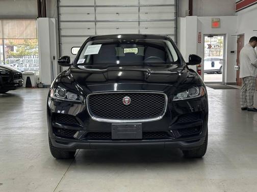 2018 Jaguar F-PACE 25t