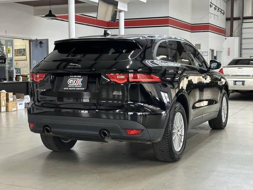 2018 Jaguar F-PACE 25t