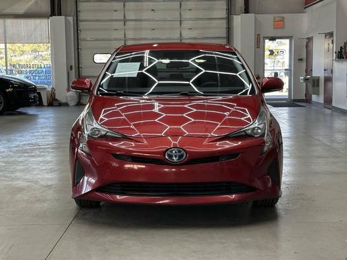 2018 Toyota Prius Three