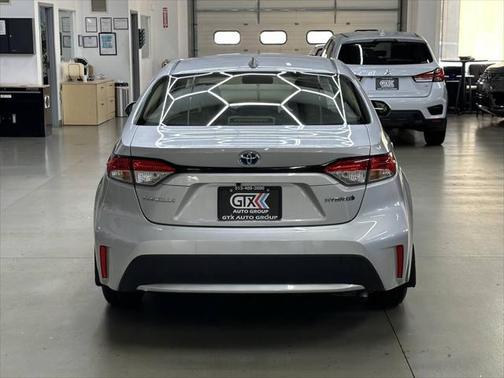 2020 Toyota Corolla Hybrid SE