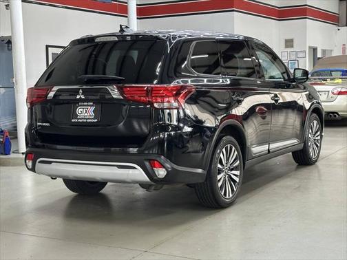 2020 Mitsubishi Outlander ES