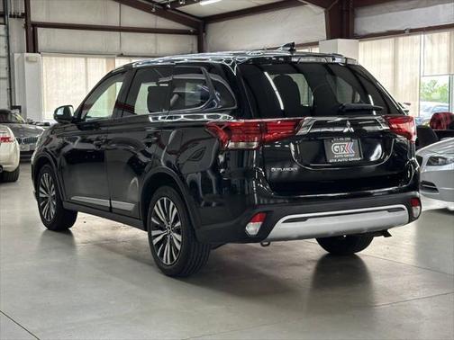 2020 Mitsubishi Outlander ES