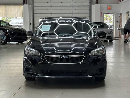 2017 Subaru Impreza 2.0i