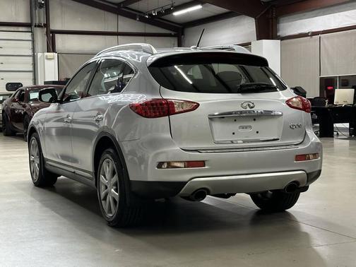 2016 INFINITI QX50 Base