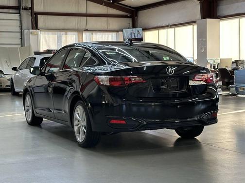 2018 Acura ILX AcuraWatch Plus Package