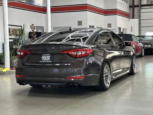 2016 Hyundai SONATA Sport