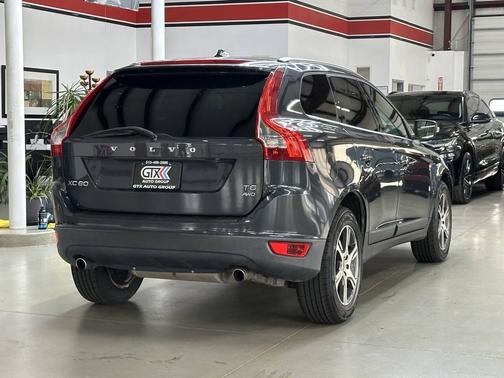 2012 Volvo XC60 T6 R-Design