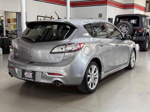 Liquid Silver Metallic 2011 Mazda Mazda3 s Grand Touring