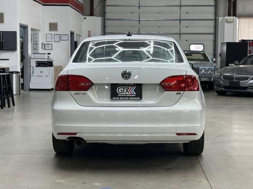 2014 Volkswagen Jetta Auto SE