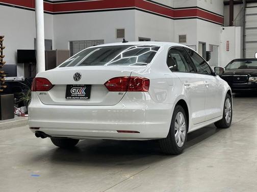 2014 Volkswagen Jetta Auto SE