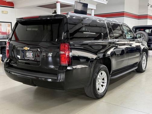 Black 2017 Chevrolet Suburban LT