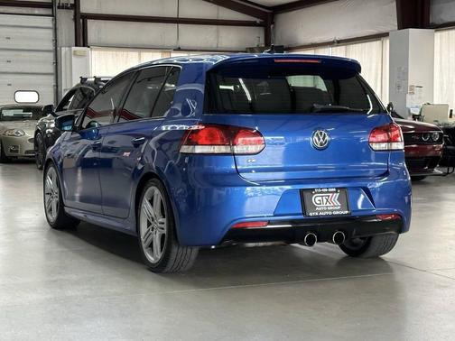 2013 Volkswagen Golf R 4-Door w/DCC & Navigation
