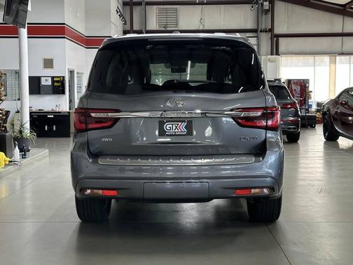 2020 INFINITI QX80 Luxe
