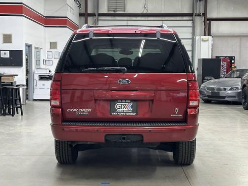 2004 Ford Explorer Limited