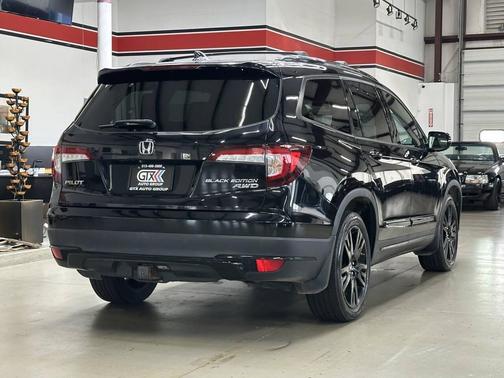 2020 Honda Pilot AWD Black Edition